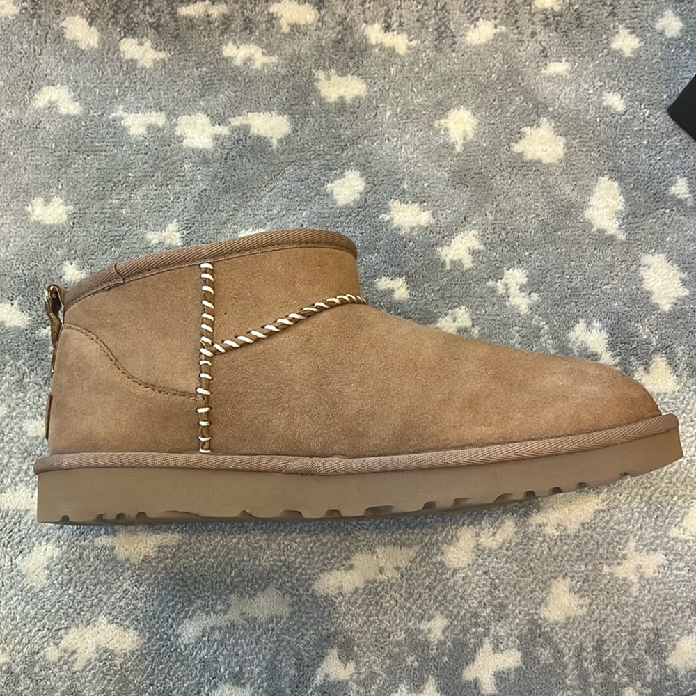 Mad Happy chestnut ultra mini uggs